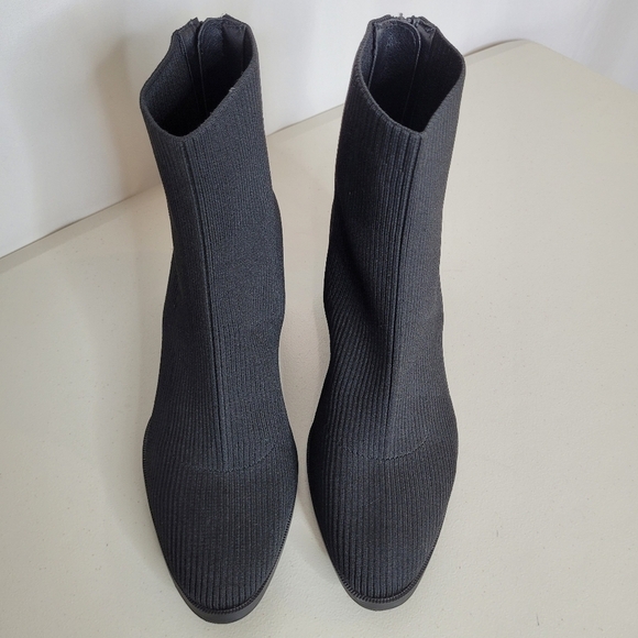 LifeStride Dreamy Women's Black Soft and Flexible Ankle Booties - Size 8 - Picture 7 of 13